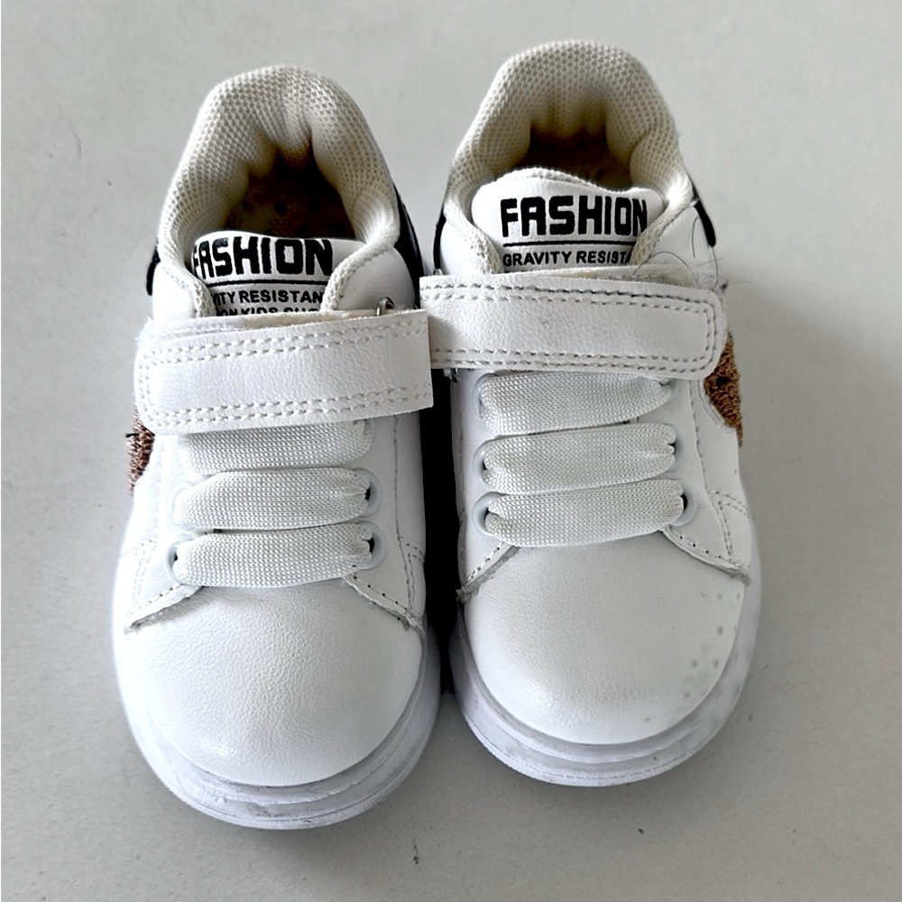 Fashion Kids White and Gold Sneakers